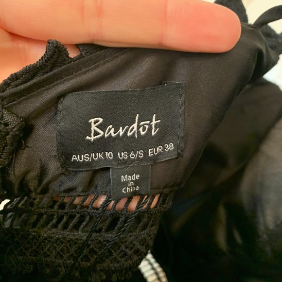 Bardot Gemma Halter Dress - Picture 9 of 9